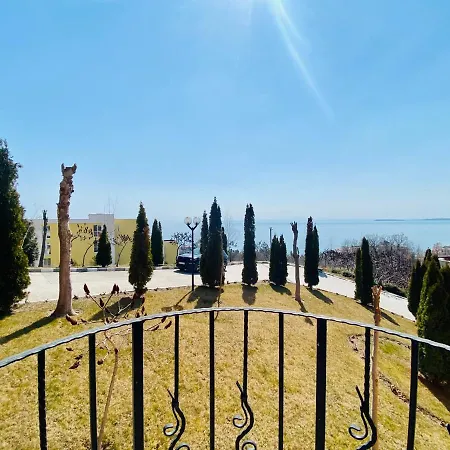 公寓 Bratanov Sea View