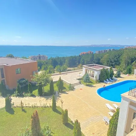 Bratanov Sea View 公寓